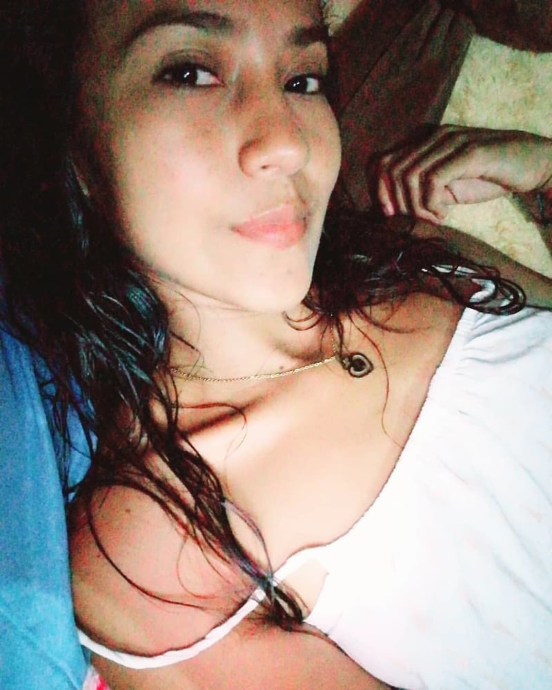 Morenita #87406793