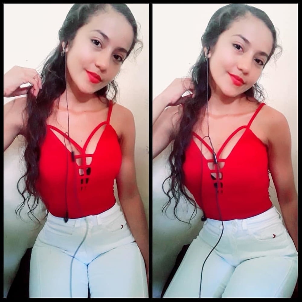 Morenita #87406875