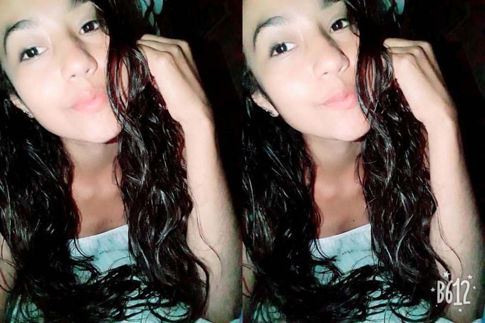 Morenita #87406945