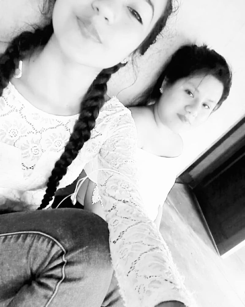 Morenita #87407065