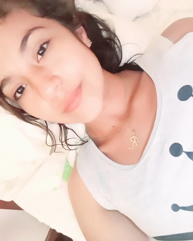 Morenita #87407109