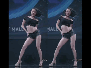 Esbeltas gimnastas desnudas
 #102409116