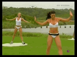 Esbeltas gimnastas desnudas
 #102409146