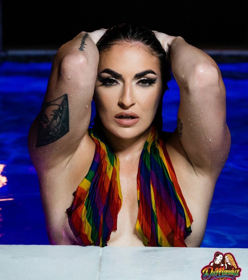Sonya Deville nackt #108811885