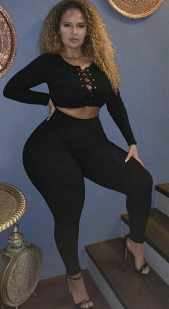 Mamacitas chichonas y culonas iv
 #96564633