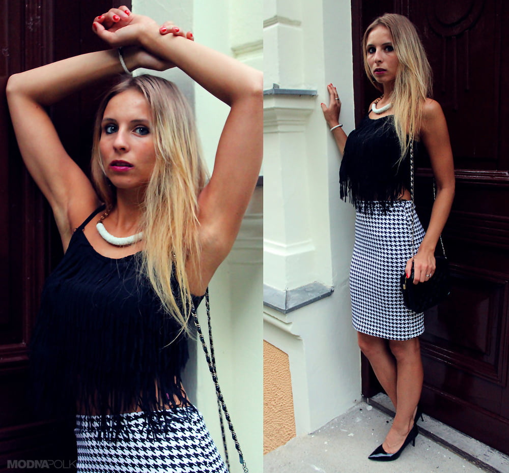 Chicas sexys, trajes sexys para mariquitas
 #95328612