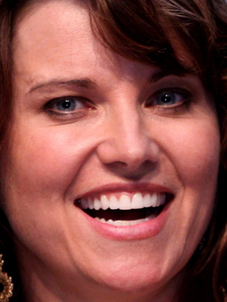 Lucy Lawless #99557544