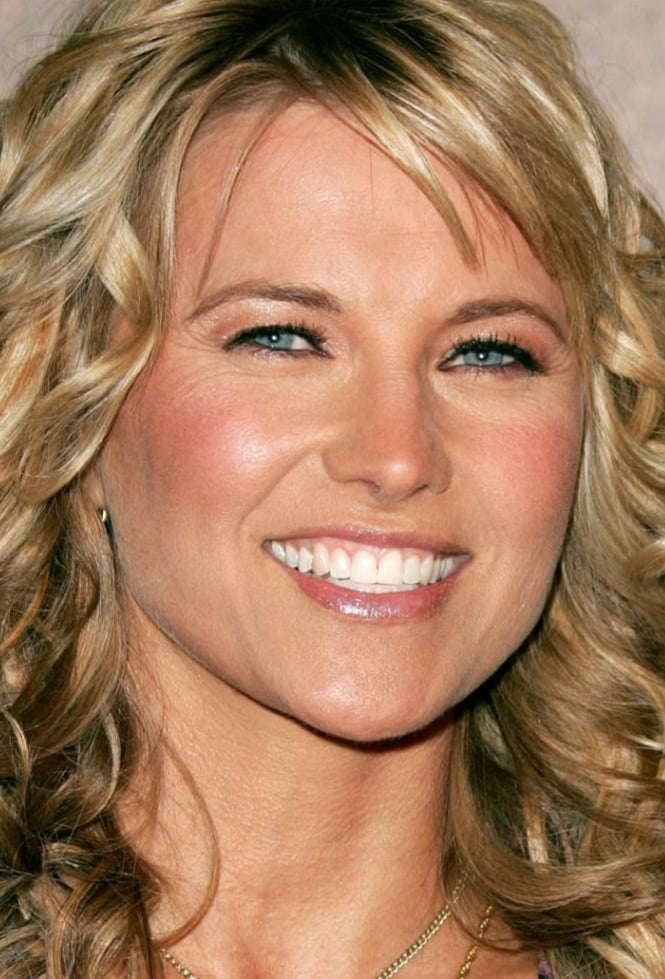 Lucy Lawless #99557683