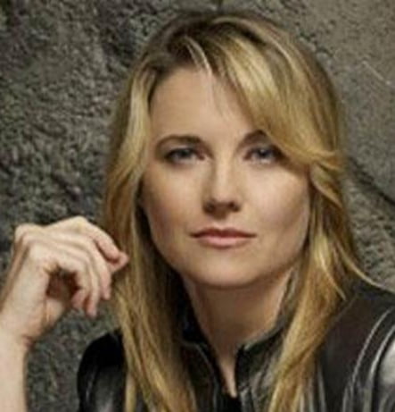Lucy Lawless #99557686