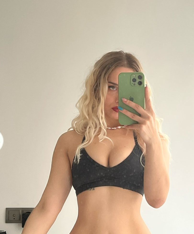 Gizem Bagdacicek desnuda #109213373