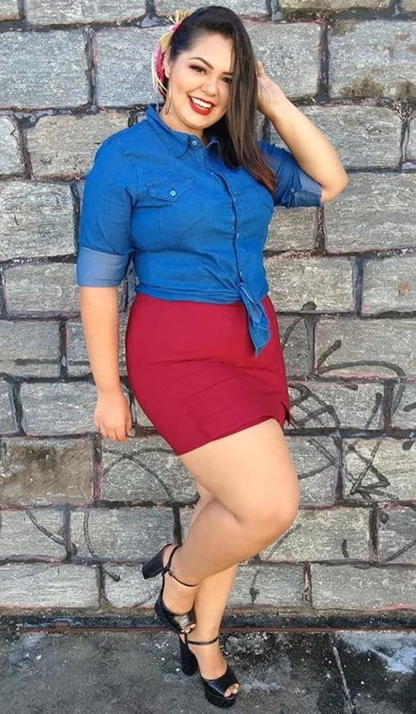 Full thighs in the mini 1502 #92428553