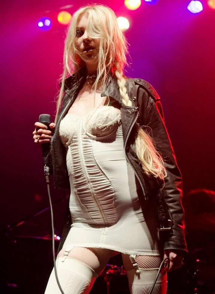 Taylor Momsen nude #108777315