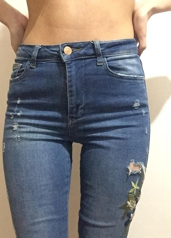 Filles turques en jeans
 #98331285