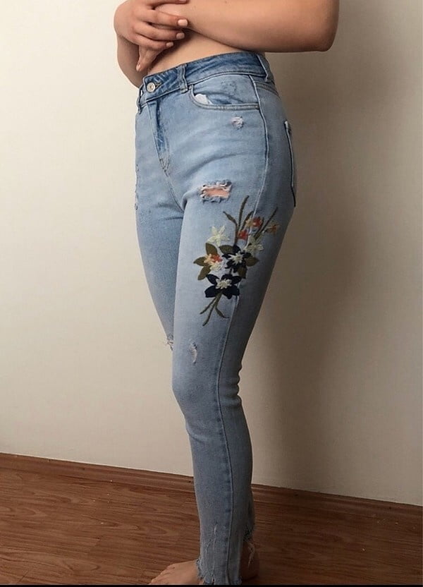 Filles turques en jeans
 #98331300