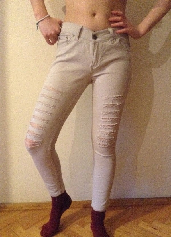 Filles turques en jeans
 #98331514