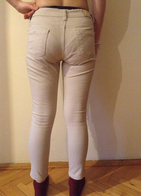 Filles turques en jeans
 #98331518