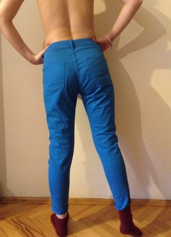 Filles turques en jeans
 #98331524