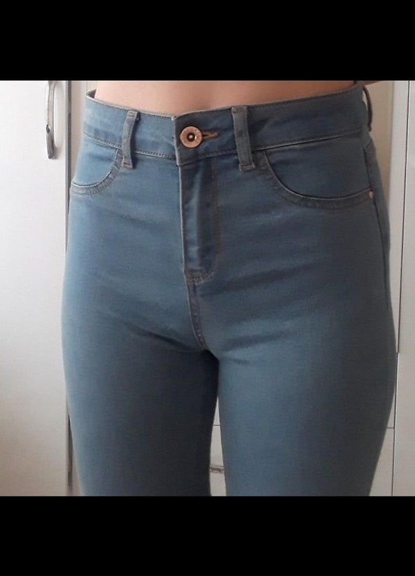 Filles turques en jeans
 #98331550