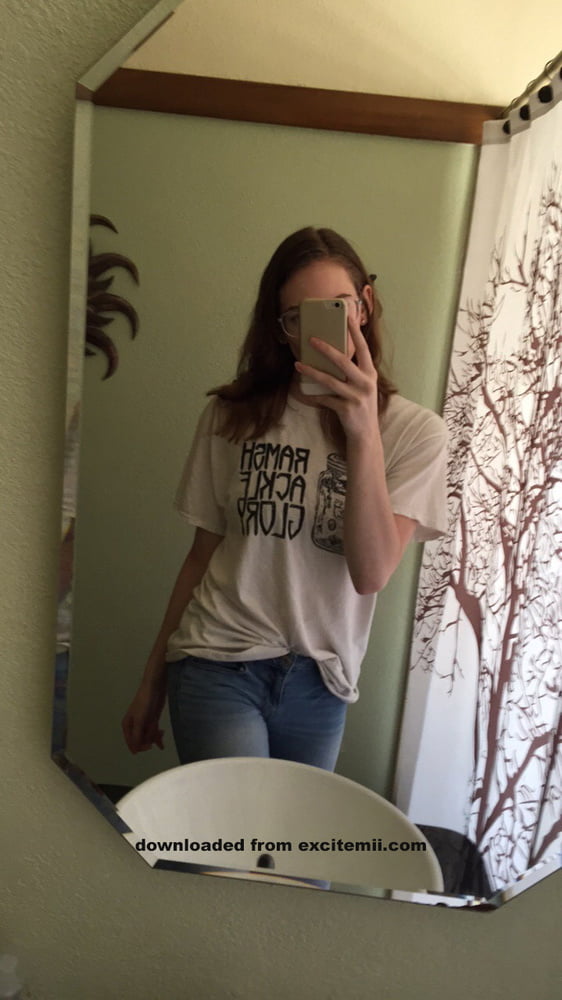 Selfies gf #104896036