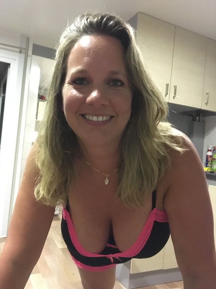 Daves blonde Milf
 #102157660