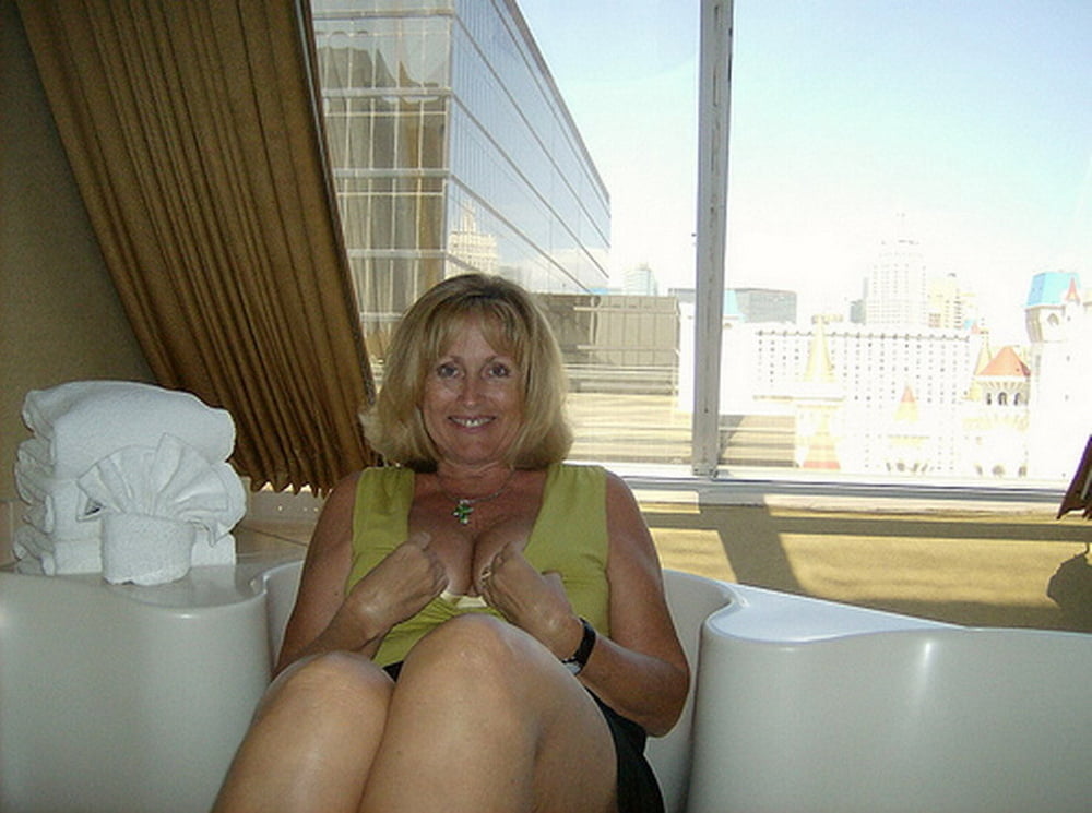 Nancy is a beautiful mature Arizona wife #93616115