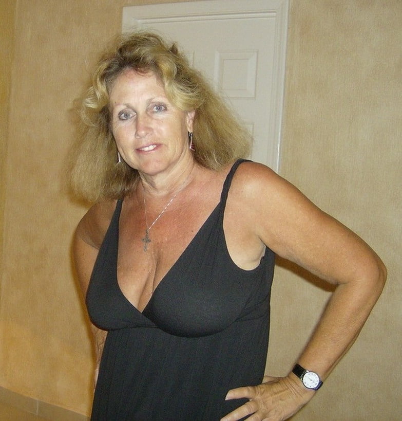 Nancy ist eine schöne reife Frau aus Arizona
 #93616292