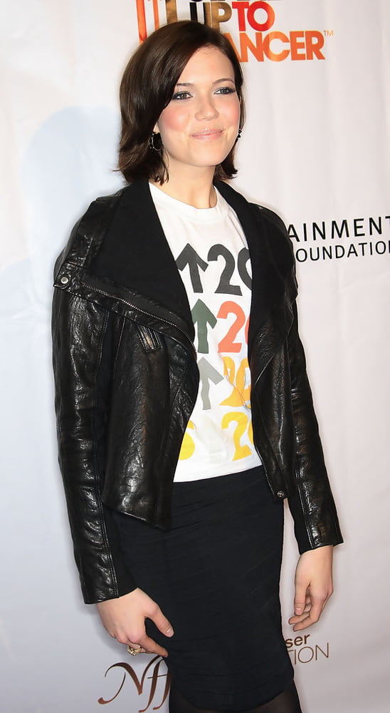 Mandy Moore - SU2C Merchandise Launch (9 December 2008) #87404806