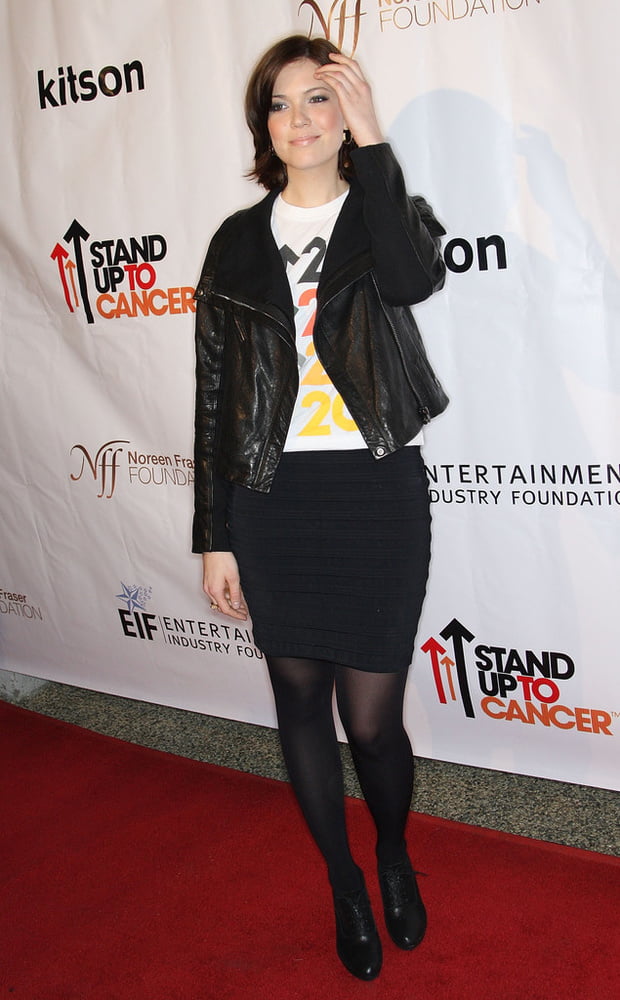 Mandy Moore - SU2C Merchandise Launch (9 December 2008) #87404809