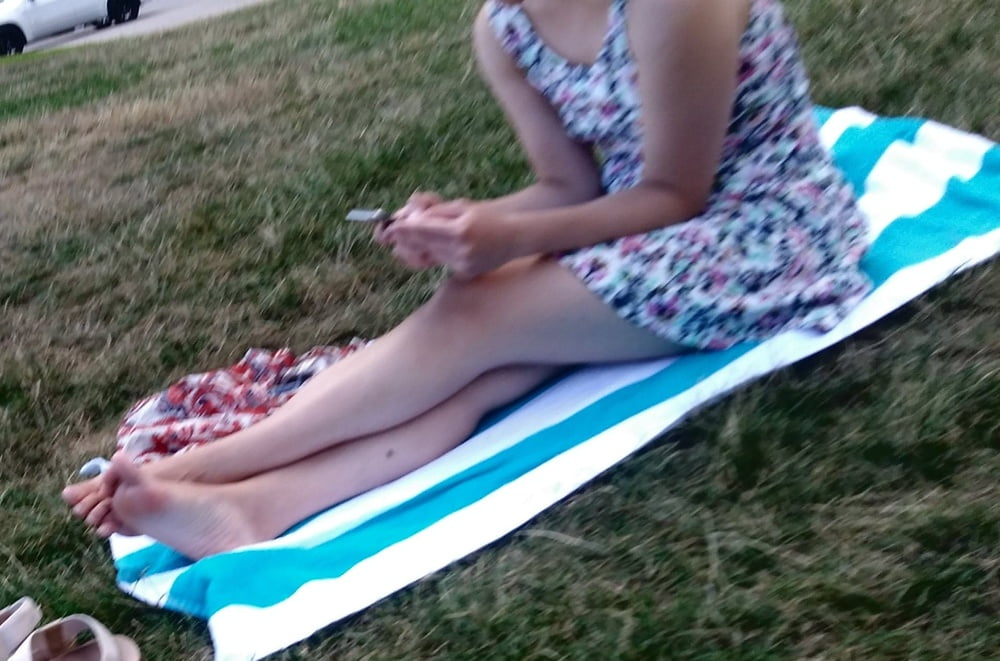 Candid legs and feet.... #88305340