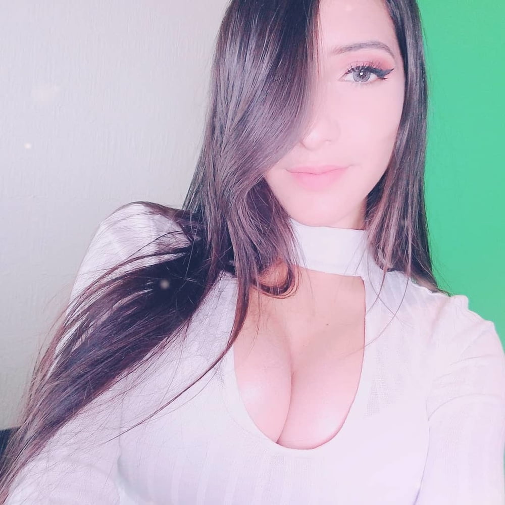 Daniela azuaje twitch
 #81261416