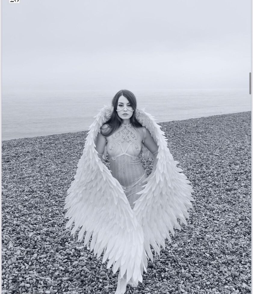 Anna Zapala desnuda #107985610