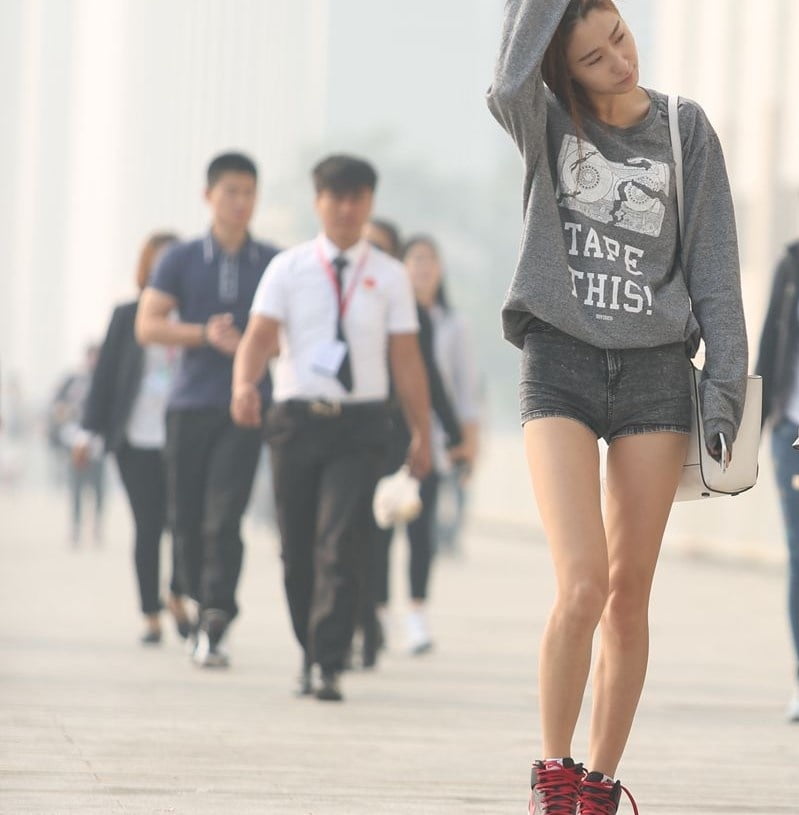 Candid: Chinese Shorts Crotchwatch.... #107012109