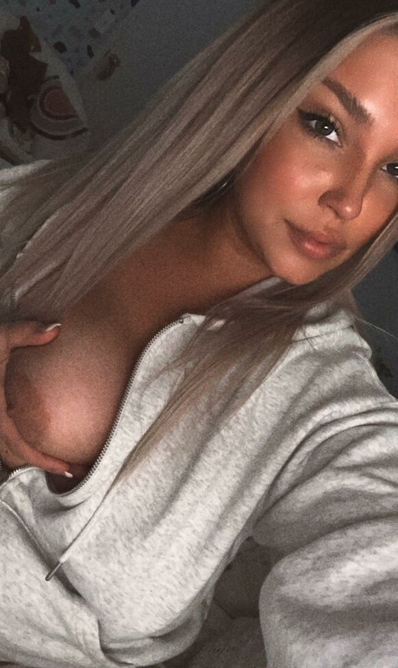 Milaskyy22 nackt #108240806