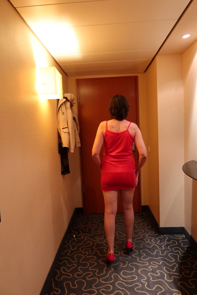 VERO067 #87718803