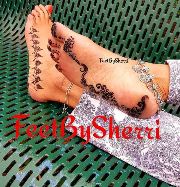 Sexy indische Füße (feetbysherri)
 #81905838