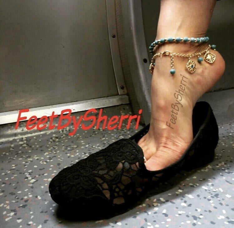 Sexy indische Füße (feetbysherri)
 #81905901
