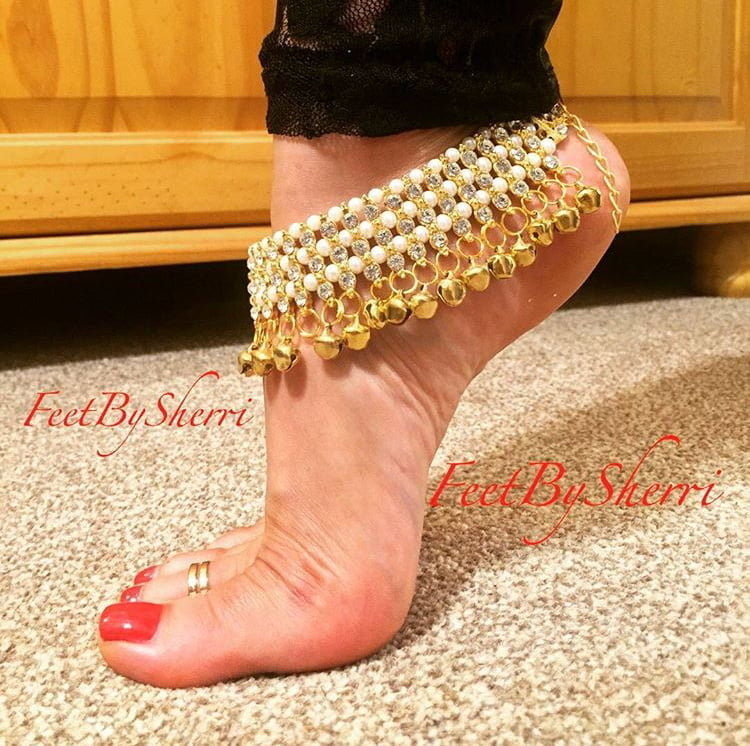 Sexy Indian Feet (feetbysherri) #81905910