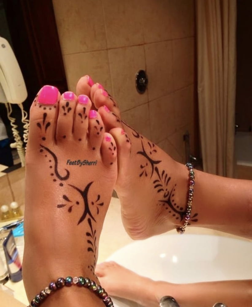 Sexy indische Füße (feetbysherri)
 #81905970