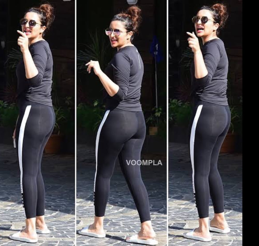 Homenaje a Parineeti chopra
 #92892321