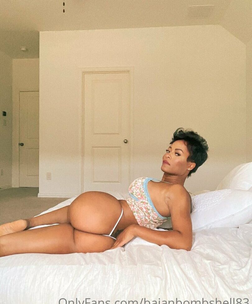 Kristal Marshall desnuda #108362825