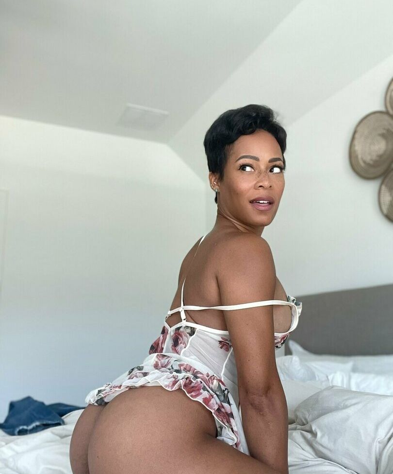 Kristal Marshall desnuda #108362829