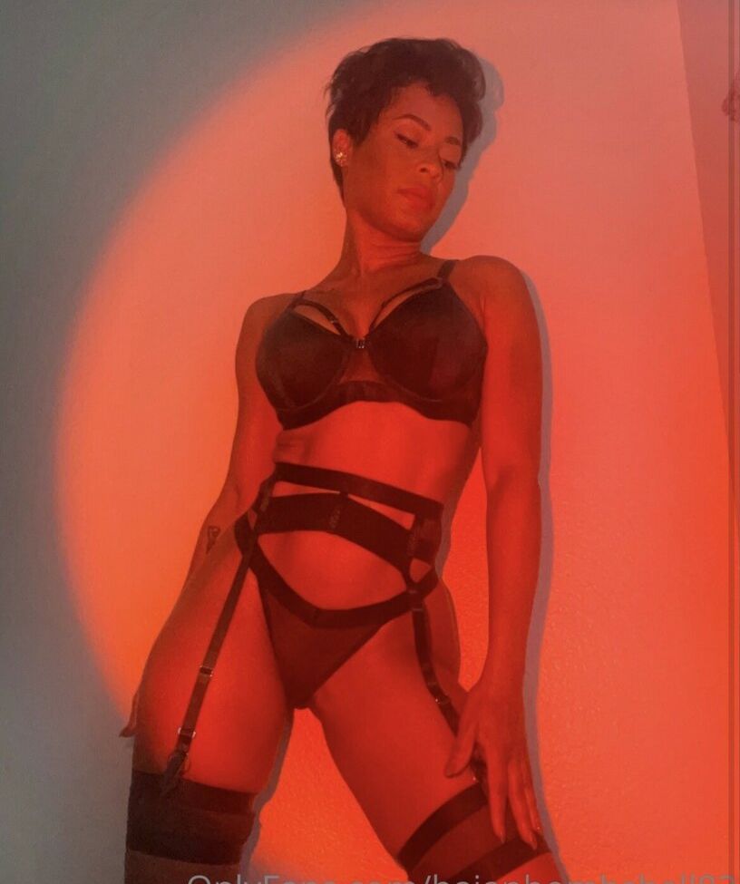 Kristal Marshall desnuda #108362841