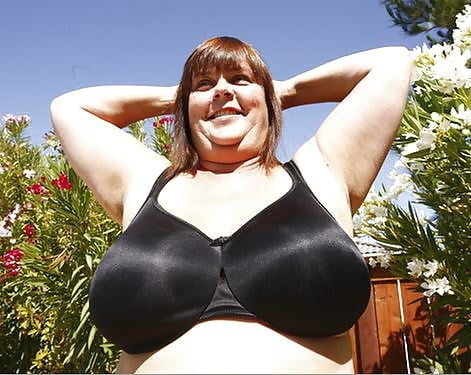 Tits in bra MILF and Mature #102041963