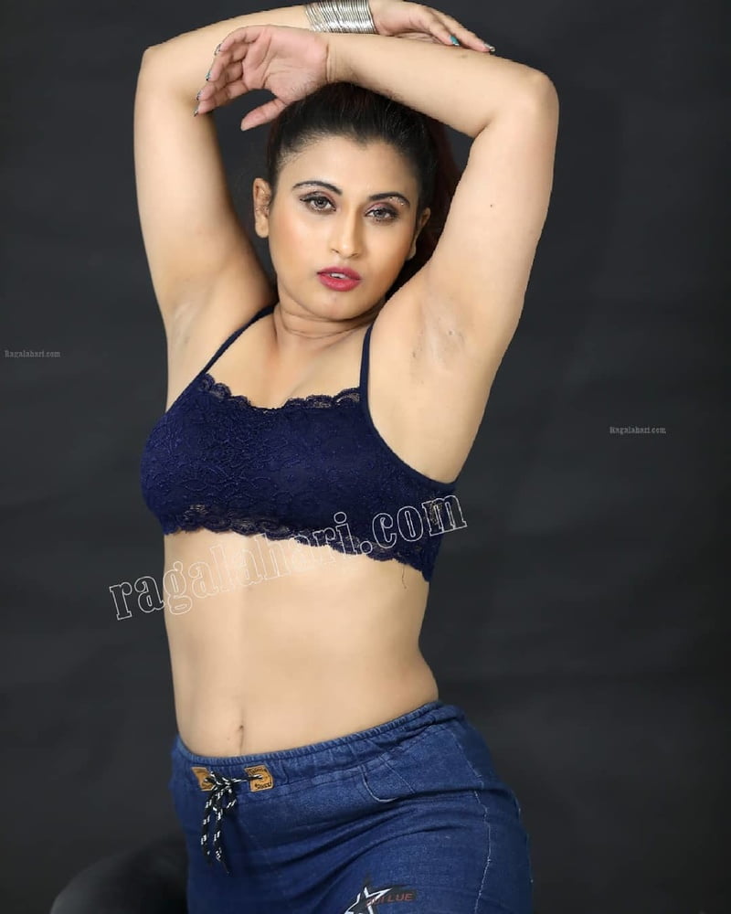 Armpits I Want To Lick 36 #87955676