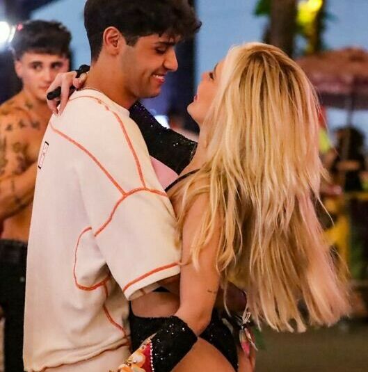 Karoline Lima nude #109116042