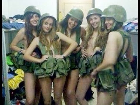 Militärische Frauen
 #81740260