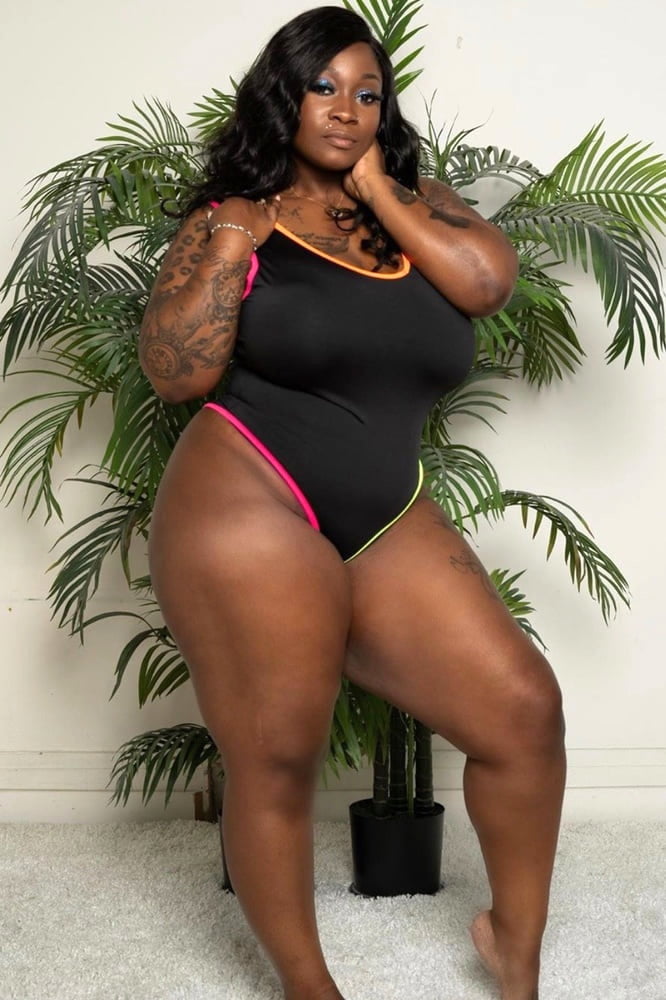 Mädchen, die ich mag 21, ihre fleischigen Oberschenkel
 #92110028