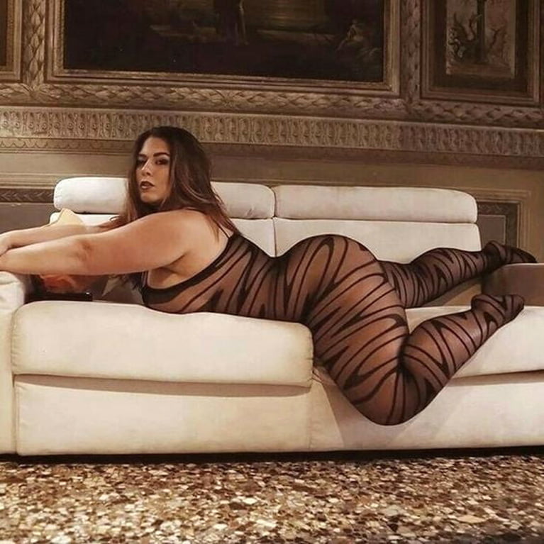 Mädchen, die ich mag 21, ihre fleischigen Oberschenkel
 #92110140