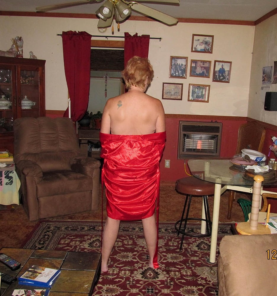 Hermosa esposa
 #101051618