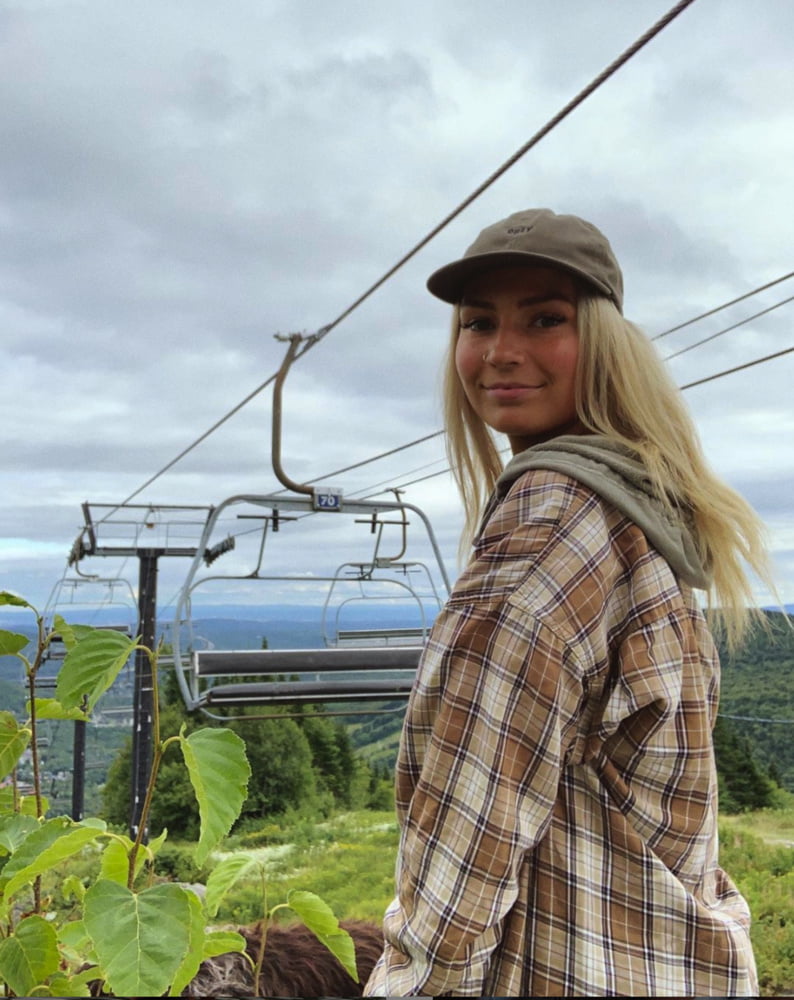 Cette pute d ariane #87635302